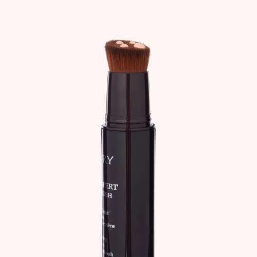 Light-Expert Click Brush Illuminating Liquid Foundation