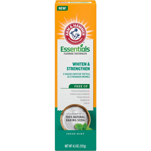 Essentials Whiten & Strengthen Fluoride Toothpaste, Fresh Mint