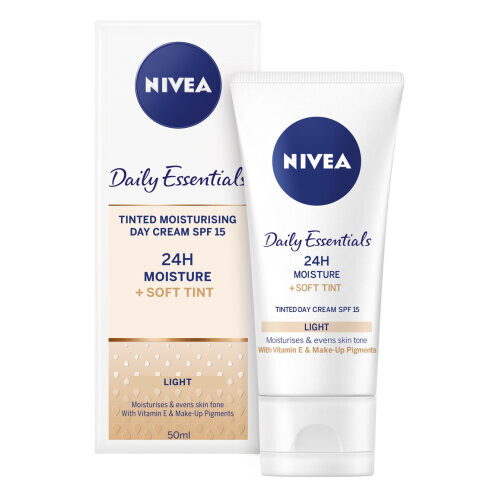Daily Essentials Tinted Moisturising Day Cream